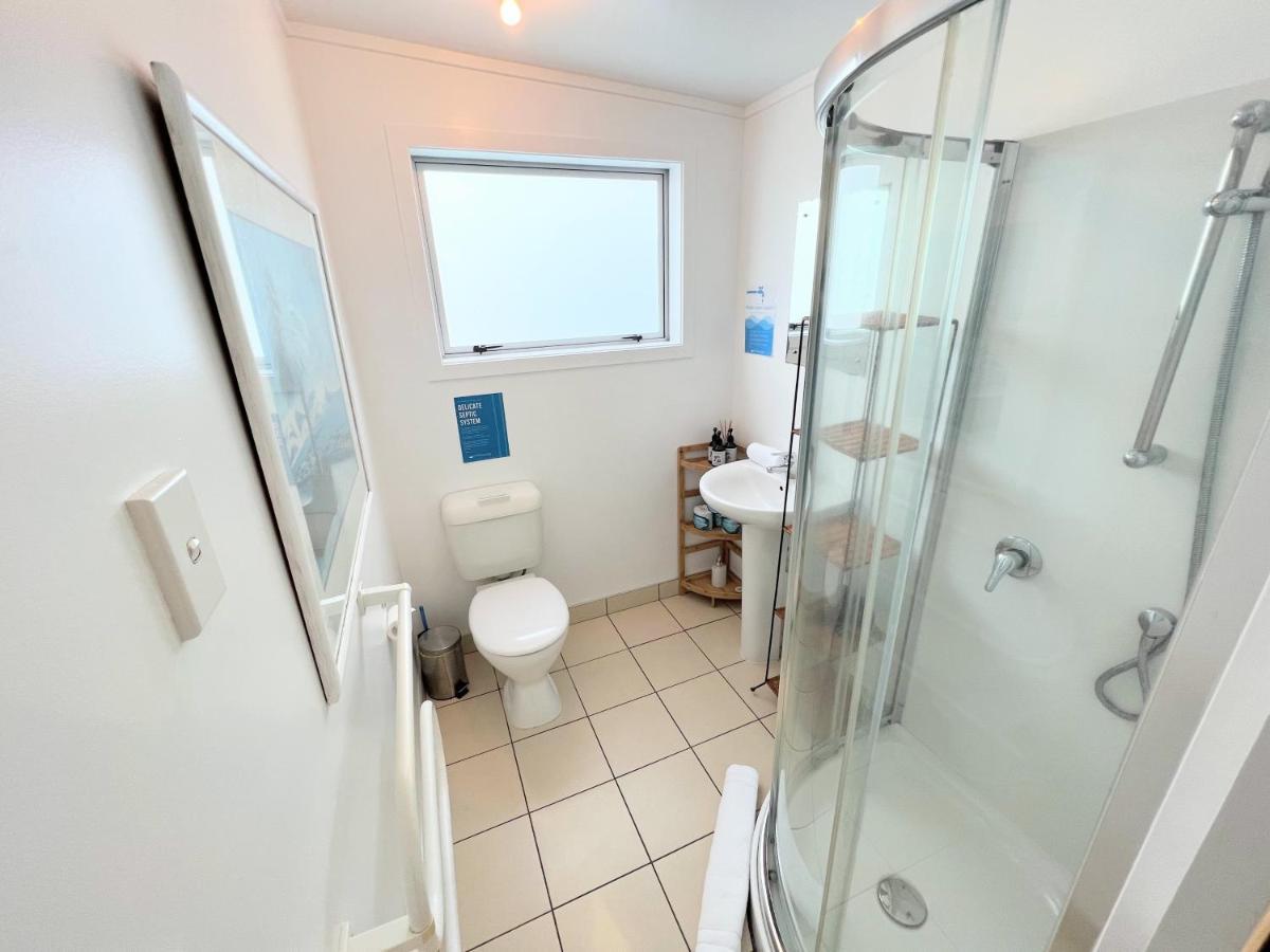 Tiri Cottage - Sea Views In Oneroa By Waiheke Unlimited Waiheke Island Buitenkant foto